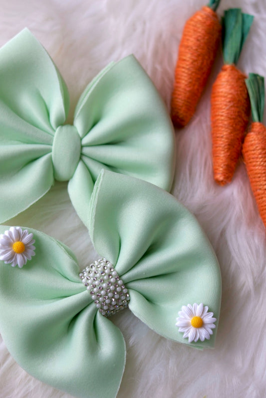 Minty Puff Bow